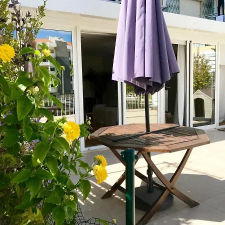 Apartment Charmy Lisbon Beach Apt *
