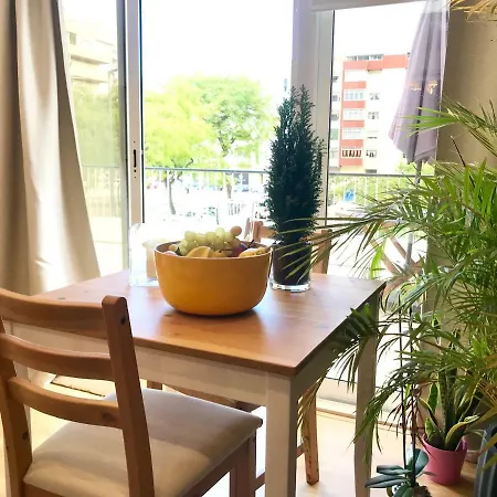 Charmy Lisbon Beach Apt Апартаменты
